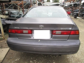 1998 TOYOTA CAMRY LE PEARL BLUE 2.2L AT Z16214